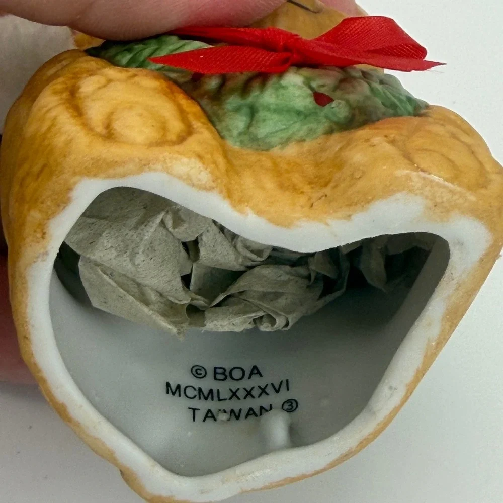 Vintage 1986 Jolly Jingles Ceramic‎ Teddy Bear Christmas Bell Ornament with Box